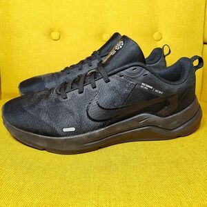 Nike Downshifter 12 Triple Black Running Sneakers Men's Shoes Size 10.5